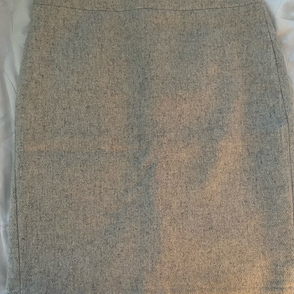 Elegant Grey Women's Skirt